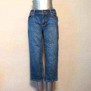 White House Black Market Blanc Blue Jean Capris 10